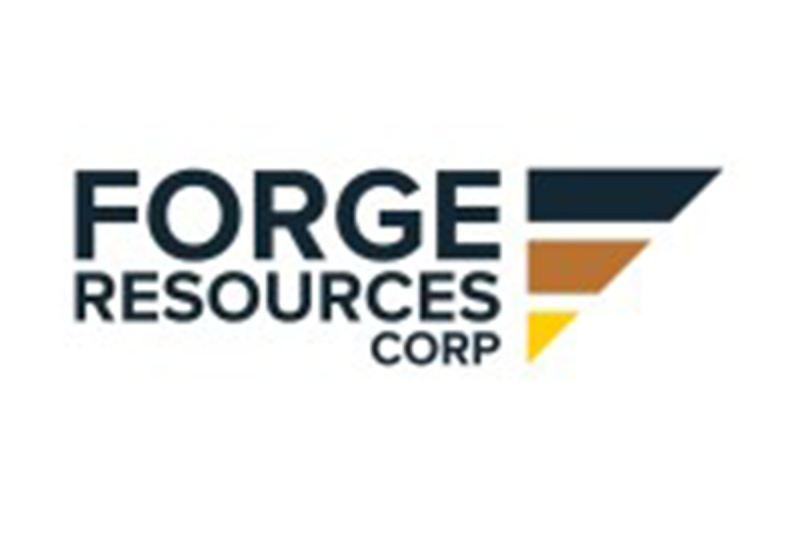 <strong>Forge Resources Corp. (CSE: FRG) (OTCQB: FRGGF) (FSE: 5YZ)</strong> (‘FRG’ or the ‘Company’) is pleased to announce initial observations of mineralization from the first diamond drill hole of the Phase II, 2025 drill program at the Alotta gold-copper porphyry property. ALT-25-012 intersected polymetallic veins, with one containing numerous grains of coarse visible gold. Drilling is currently underway at the Alimony Target, and the Company expects to complete an additional 3-4 holes during this program.
<strong>Highlights:</strong>
At the Payoff Zone, hole ALT-25-012, collared ~200 m to the west of previous drilling, intersected <strong>numerous occurrences of visible gold</strong> from a sulphide-rich quartz vein (Photo 1 and Figure 1).
Diamond drilling has now tested the lower Payoff Zone<strong> over a 500-metre strike length, with all holes consistently intercepting combined porphyry and vein style mineralization</strong>.
Widespread quartz-sulphide (pyrite, pyrrhotite, molybdenite and chalcopyrite) veining has been encountered throughout hole ALT-25-012, consistent with gold-bearing vein and porphyry-style mineralization previously observed at the Payoff Zone, including near-surface polymetallic pyrite-pyrrhotite-arsenopyrite-sphalerite veins.
Drilling has commenced at the Alimony Target, approximately 800 m to the northwest of the Payoff Zone. The Alimony Target is a 300 x 500 gold and molybdenum soil anomaly that has never been drilled.
<em><strong>Photo 1. </strong>Quartz vein with coarse native gold. Red circles highlight some of the clusters of native gold found within the vein. </em>
To view an enhanced version of this graphic, please visit:https://images.newsfilecorp.com/files/8680/268483_5f17bcd984538af8_001full.jpg
<em><strong>Figure 1. </strong>Photos of coarse visible gold and bismuthinite in ~10 cm wide quartz vein (287.32 – 288.24 m).</em>
To view an enhanced version of this graphic, please visit:https://images.newsfilecorp.com/files/8680/268483_5f17bcd984538af8_002full.jpg
After the successful completion of the Phase I program, which intersected gold-enriched mineralization in all drill holes (<em>see news release dated September 8, 2025</em>), Phase II drilling began with a hole collared 215 m to the west of previous drilling at the Payoff Zone (Figure 2 and Table 1). Hole ALT-25-012 has encountered similar, veining and alteration as previous holes, increasing the known strike length of the Payoff Zone to 500 m. The zone remains open in all directions.
<em><strong>Figure 2</strong>. Diamond Drill Hole Map</em>
To view an enhanced version of this graphic, please visit:https://images.newsfilecorp.com/files/8680/268483_5f17bcd984538af8_003full.jpg
The Payoff Zone is a gold-enriched area of widespread, near-surface, quartz-sulphide and sulphide (pyrite-pyrrhotite±chalcopyrite±molybdenite) mineralization that is thought to lie peripheral to a large porphyry centre. Inaugural drilling at this zone returned a discovery interval of <strong>219 m grading 0.46 g/t Au, </strong>including <strong>22.45 m grading 1.20 g/t Au </strong>from drill hole ALT-23-001 (<em>see news release dated February 29, 2024</em>). The zone is characterized by a large (500 x 600 m) overlapping gold and copper soil geochemical anomaly that overlies a magnetic low.
The Alimony target is an undrilled molybdenum soil anomaly with overlapping gold in soil values in the westernmost part of the property that coincides with the boundaries of magnetic high and low signatures. Drill hole ALT-25-013, which is currently being drilled (Table 1), is designed to test the soil anomaly.
<strong>Hole ID</strong>
<strong>Easting (m)</strong>
<strong>Northing (m)</strong>
<strong>Elevation (m)</strong>
<strong>Azimuth</strong>
<strong>Dip</strong>
<strong>Length (m)</strong>
ALT-25-012
623262
6915969
1083
135
-60
336.75
ALT-25-013
623021
6916482
1043
230
-05
In Progress
<em>*Coordinate data not yet finalized from field surveys</em>
<em><strong>Table 1: </strong>Diamond Drill Hole Data</em>
<strong>PJ Murphy, CEO, states:</strong> <em>‘The native gold bearing quartz vein at the Payoff Zone is a spectacular intersection that demonstrates the potential for significant mineralization throughout the Alotta property as we search for a high-grade porphyry centre. We are excited to see the remaining drill holes, all of which test new targets for the remainder of Phase II drilling.’</em>
<strong>ALT-25-012</strong>
Hole ALT-25-012 was collared 215 m to the west of holes ALT-25-008 and ALT-25-009, both of which were drilled during Phase I drilling. At 287.32 m down hole, drilling intersected a low angle to core axis, quartz vein (approximately 10 cm wide) hosting numerous grains of visible gold and bismuthinite, along with disseminated to semi-massive pyrrhotite, pyrite, chalcopyrite, arsenopyrite, molybdenite and sphalerite (Photo 1, Photo 2 and Figure 1).
<em><strong>Photo 2. </strong>~10 cm wide quartz vein cutting granodiorite hosting coarse native gold, bismuthinite, pyrrhotite, pyrite, chalcopyrite, arsenopyrite, molybdenite and sphalerite.</em>
To view an enhanced version of this graphic, please visit:https://images.newsfilecorp.com/files/8680/268483_5f17bcd984538af8_004full.jpg
The hole cut granodiorite and porphyritic rocks, which are altered for the entirety of the drill hole. Alteration includes pervasive secondary biotite that is overprinted by intense silicification, and widespread chlorite and sericite alteration which become stronger around areas of veining (Photo 3).
<em><strong>Photo 3. </strong>Quartz-pyrite veins with strong chlorite-sericite alteration halos </em>
To view an enhanced version of this graphic, please visit:https://images.newsfilecorp.com/files/8680/268483_5f17bcd984538af8_005full.jpg
The hole intersected significant near-surface alteration, veining and sulphide mineralization. Vein-hosted pyrite, molybdenite, chalcopyrite and pyrrhotite were encountered over the length of the hole, with the strongest veining found in the upper 100 metres (Photo 4). Several semi-massive sulphide veins hosting pyrrhotite-pyrite-arsenopyrite±sphalerite were encountered in the upper 60 metres of the hole (Photo 5).
<em><strong>Photo 4.</strong> Quartz vein with centreline of pyrite (right) cutting porphyritic rocks hosting disseminated pyrite and pyrrhotite. </em>
To view an enhanced version of this graphic, please visit:https://images.newsfilecorp.com/files/8680/268483_5f17bcd984538af8_006full.jpg
<em><strong>Photo 5. </strong>Quartz-carbonate vein hosting pyrite-arsenopyrite-sphalerite </em>
To view an enhanced version of this graphic, please visit:https://images.newsfilecorp.com/files/8680/268483_5f17bcd984538af8_007full.jpg
Drill core from this hole is currently being logged and processed on site and will be submitted for analysis upon completion. Results will be released after being received and checked for Quality Assurance / Quality Control.
<strong>Proximity to Measured and Indicated Resources</strong>
The Alotta property consists of 230 mineral claims that covers approximately 4,723 hectares in a similar geological setting to Western Copper and Gold’s Casino deposit, that is located 50 km to the south-east. The Casino deposit is one of the largest undeveloped copper-gold porphyry projects in the world.
<strong>Options</strong>
The Company also announces the issuance of an aggregate of 500,000 options to a consultant of the Company (the ‘<strong>Options</strong>‘). Each option allows the holder to purchase one common share of the Company (each a ‘<strong>Share</strong>‘) upon the terms and conditions of the option agreement. The Options are exercisable over a two-year term expiring on September 30, 2027, at a price per Share of $0.51.
<strong>About Forge Resources Corp.</strong>
Forge Resources Corp. is a Canadian-listed junior exploration company focused on exploring and advancing the Alotta project, a prospective porphyry copper-gold-molybdenum project consisting of 230 mineral claims that cover 4,723 hectares, located 50 km south-east of the Casino porphyry deposit in the unglaciated portion of the Dawson Range porphyry/epithermal belt in the Yukon Territory of Canada.
In addition, the Company holds an 80% interest in Aion Mining Corp., a company that is developing the fully permitted La Estrella coal project in Santander, Colombia. The project contains eight known seams of metallurgical and thermal coal.
<strong>Qualified Person</strong>
Lorne Warner, President and P. Geo, is a qualified person as defined by National Instrument 43-101 and has reviewed and approved the scientific and technical disclosure in this news release.
On behalf of the Board of Directors‘PJ Murphy’, CEO Forge Resources Corp.info@forgeresources.com
<strong>Forward-Looking Statements</strong>
<em>Certain of the statements made and information contained herein may contain forward-looking information within the meaning of applicable Canadian securities laws. Forward-looking information includes, but is not limited to, information concerning the Company’s intentions with respect to the development of its mineral properties. Forward-looking information is based on the views, opinions, intentions and estimates of management at the date the information is made, and is based on a number of assumptions and subject to a variety of risks and uncertainties and other factors that could cause actual events or results to differ materially from those anticipated or projected in the forward-looking information (including the actions of other parties who have agreed to do certain things and the approval of certain regulatory bodies). Many of these assumptions are based on factors and events that are not within the control of the Company and there is no assurance they will prove to be correct. There can be no assurance that forward-looking information will prove to be accurate, as actual results and future events could differ materially from those anticipated in such information. The Company undertakes no obligation to update forward-looking information if circumstances or management’s estimates or opinions should change except as required by applicable securities laws, or to comment on analyses, expectations or statements made by third parties in respect of the Company, its financial or operating results or its securities. The reader is cautioned not to place undue reliance on forward-looking information. We seek safe harbor.</em>
<strong>Source</strong>
This post appeared first on investingnews.com